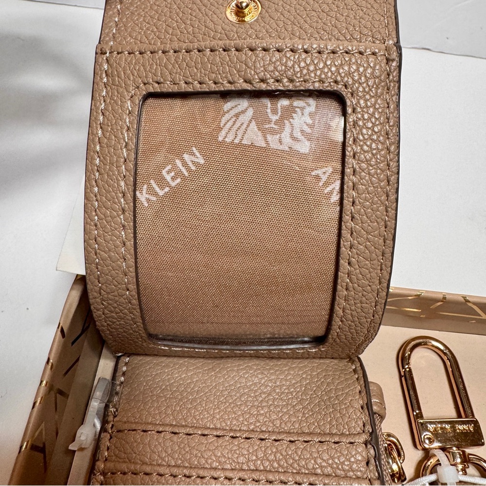 NWT Anne Klein Taupe Flap Wristlet and Card Case gift set gold tone hardware - Picture 4 of 12